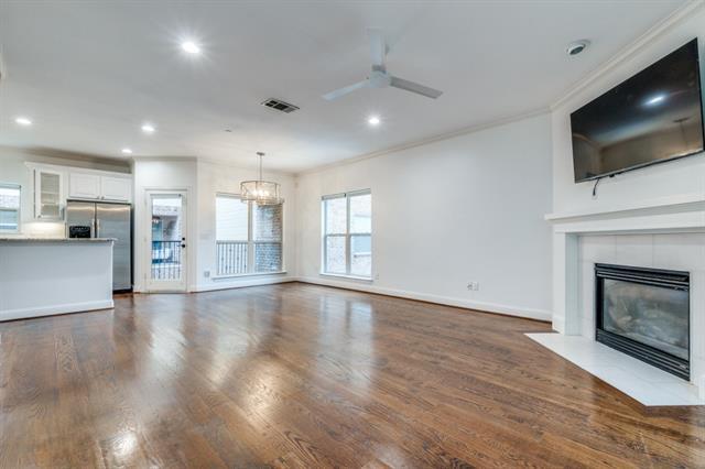 Building Photo - 3421 Normandy Ave