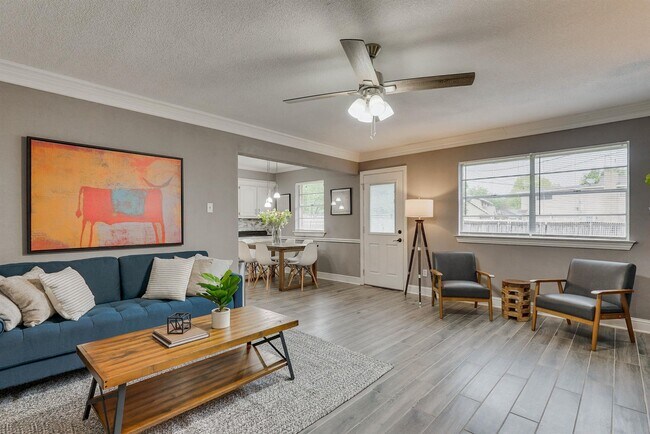 Foto del edificio - 11259 Drummond Dr