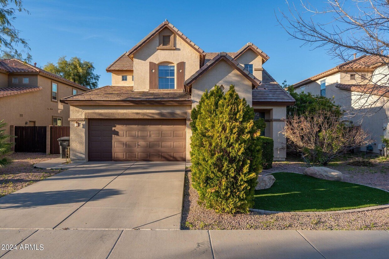 Foto principal - 1546 E Nightingale Ln
