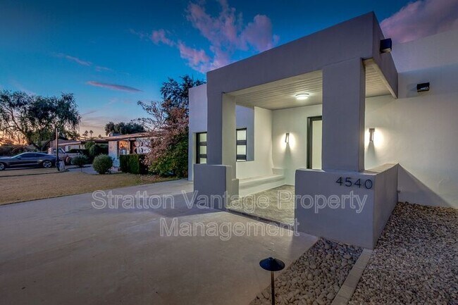 Building Photo - 4540 E Heatherbrae Dr