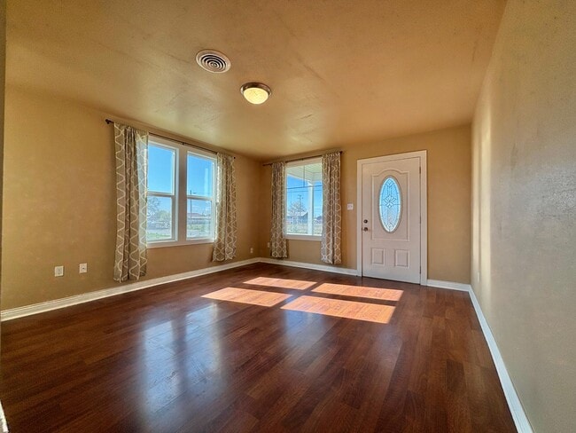Foto del edificio - 4216 E Princeton Ave