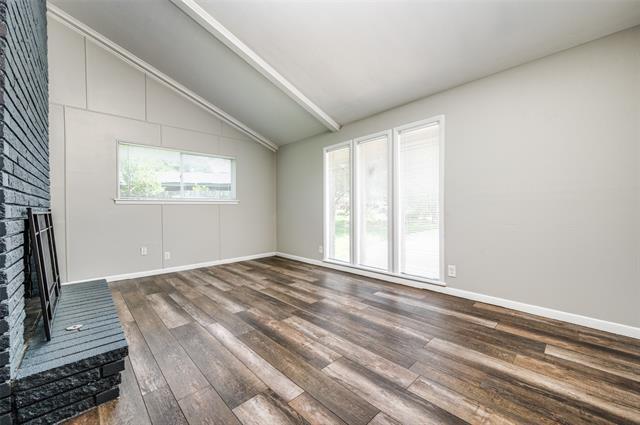 Foto del edificio - 1340 Stevens Ridge Dr