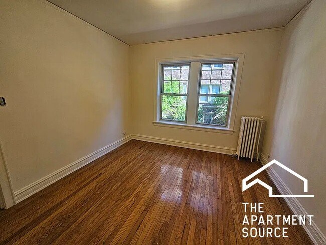 Building Photo - 932 Judson Ave