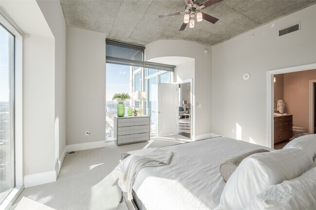 Foto del edificio - 5927 Almeda Rd