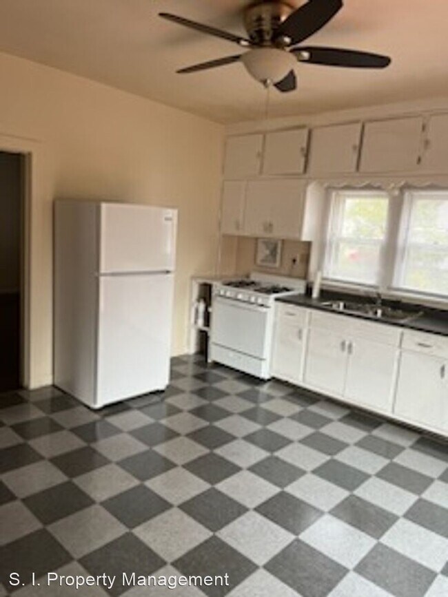Building Photo - 2 br, 1 bath House - 14 South Linden