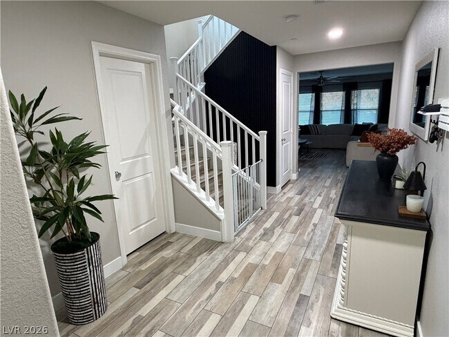 Foto del edificio - 7758 Meng Ct