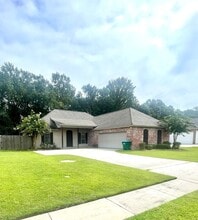 Building Photo - 2366 Woodland Ct
