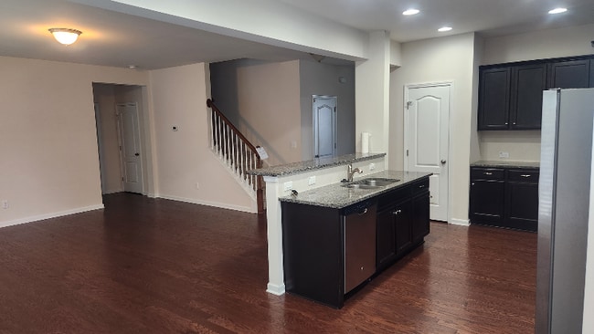 Foto del edificio - 113 Foxborough Ln