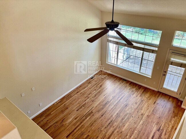 Building Photo - 8512 S Lewis Way