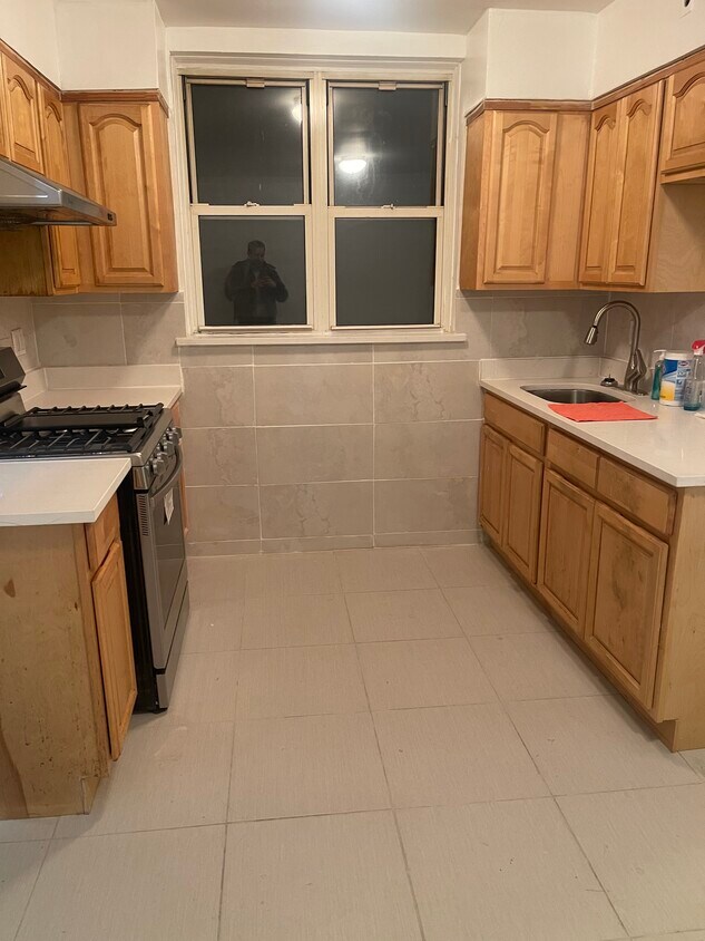 Kitchen - 1442 71st St