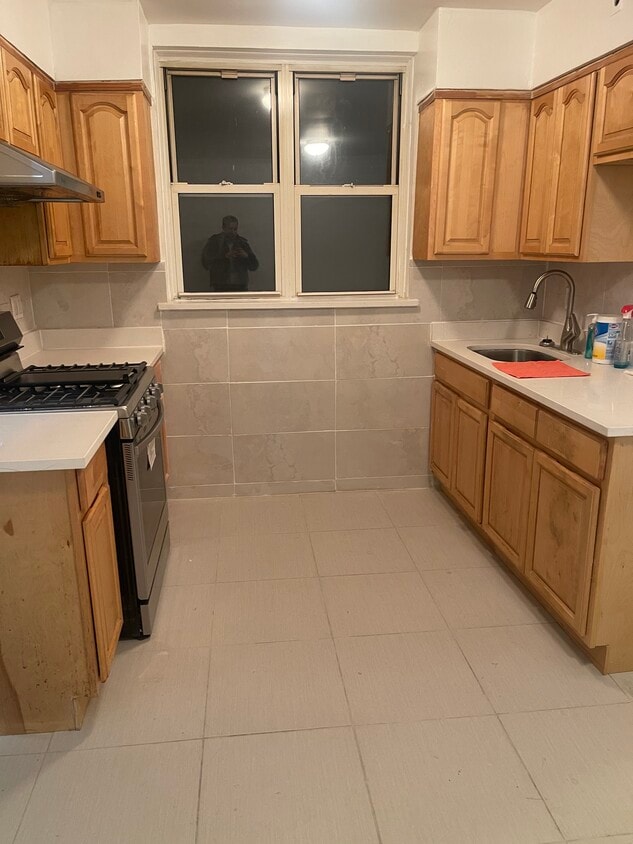 Kitchen - 1442 71st St
