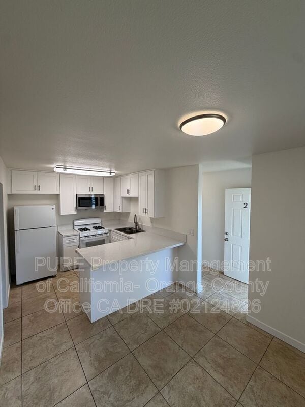 Foto del edificio - 7162 Heil Ave