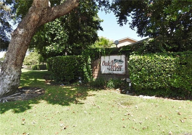 Primary Photo - 545 Wayland Ct