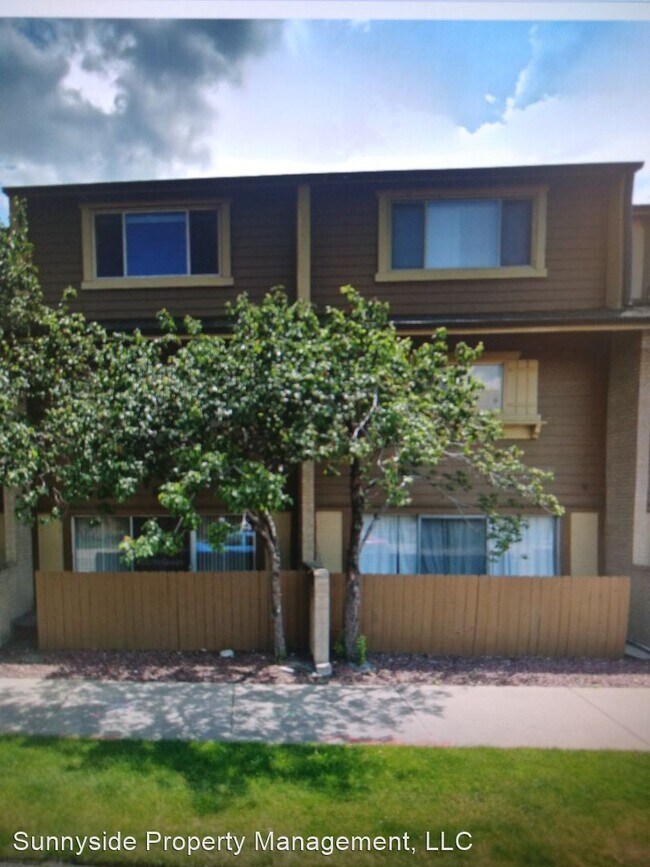 Building Photo - 3 br, 1.5 bath House - 3000 Colorado Ave. ...