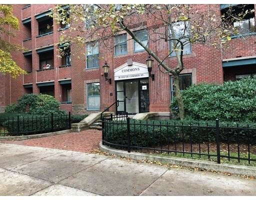 Foto principal - 50 S Common St
