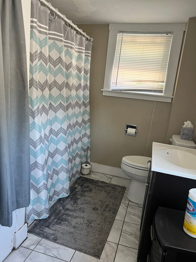 Building Photo - 1 Poole St