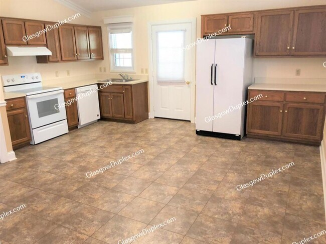 Building Photo - 101 MarMak Dr. Apt B