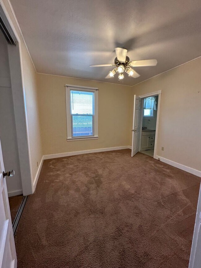 Foto del edificio - Adorable 1 bedroom 1 bath close to Downtow...