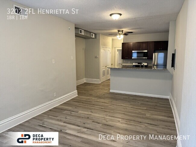 Foto del edificio - 3202-32FL Henrietta St