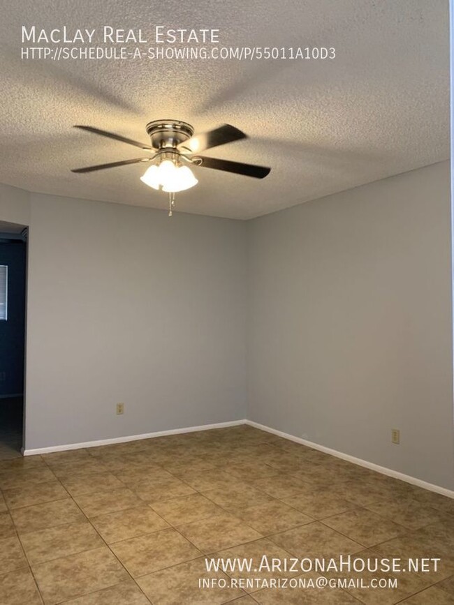 Building Photo - Remodeled 2 Bedroom w/Sun Room and Backyar...