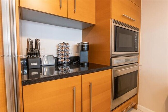 Foto del edificio - 485 Brickell Ave