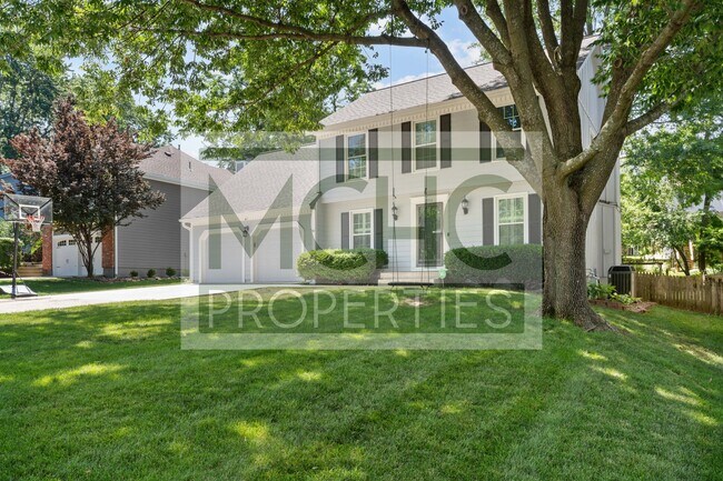 Building Photo - 7711 W 114th Terrace