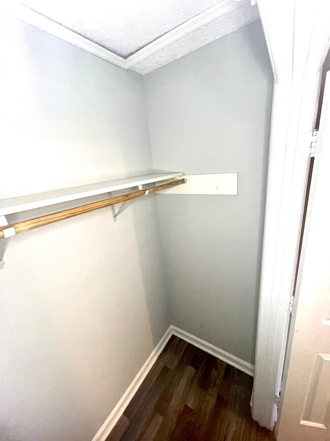 Building Photo - Cove at Center Point