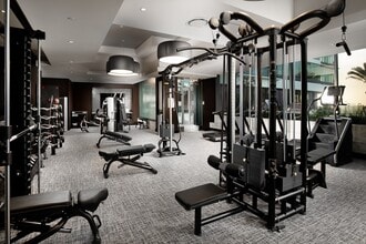 Building Photo - 1958 W Gray St