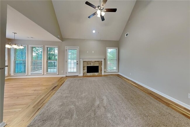 Foto del edificio - 3496 Heatherwood Ct