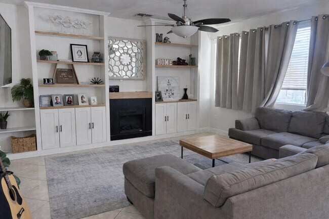 Foto del edificio - 14515 W Lisbon Ln