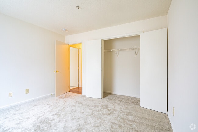 2BR, 2BA - Chickahominy Bluff Apartments