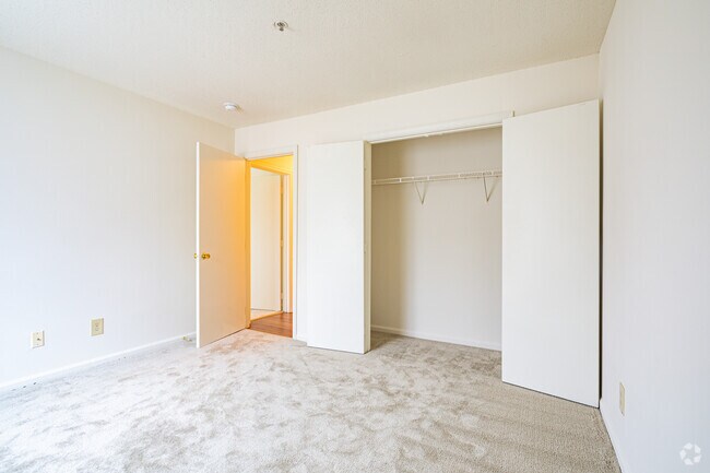 2HAB, 2BA - Chickahominy Bluff Apartments