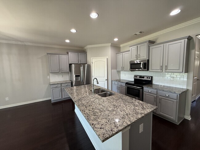 Building Photo - 9412 Alpine Park Ct