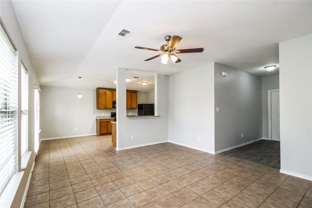 Building Photo - 1421 Eufemia Dr