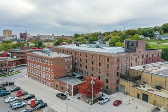 Building Photo - 736 Federal St
