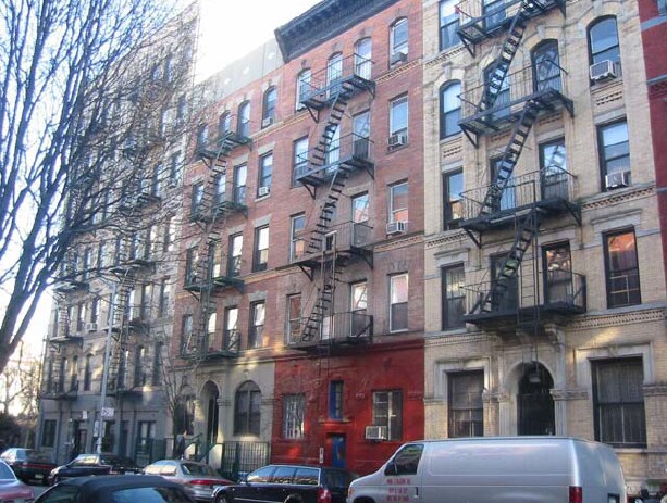 View of Adjacent Properties - 516 East 12th Street