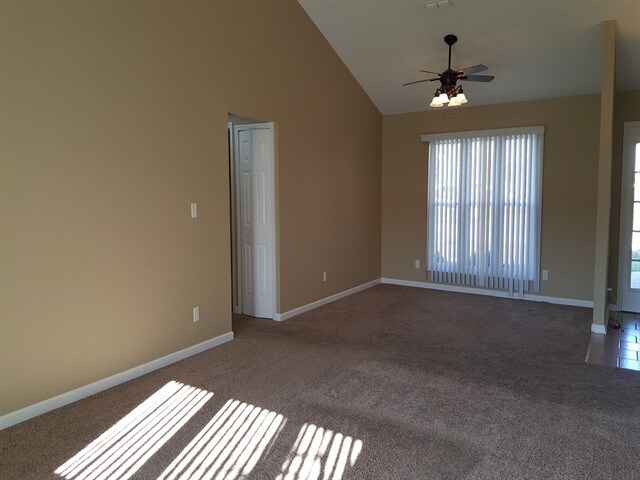 Building Photo - 9049 Marquis Dr