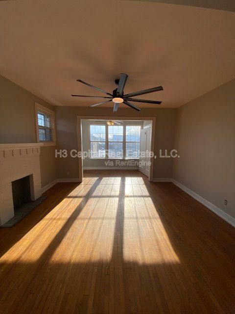 Foto del edificio - 2449 Cleveland Blvd