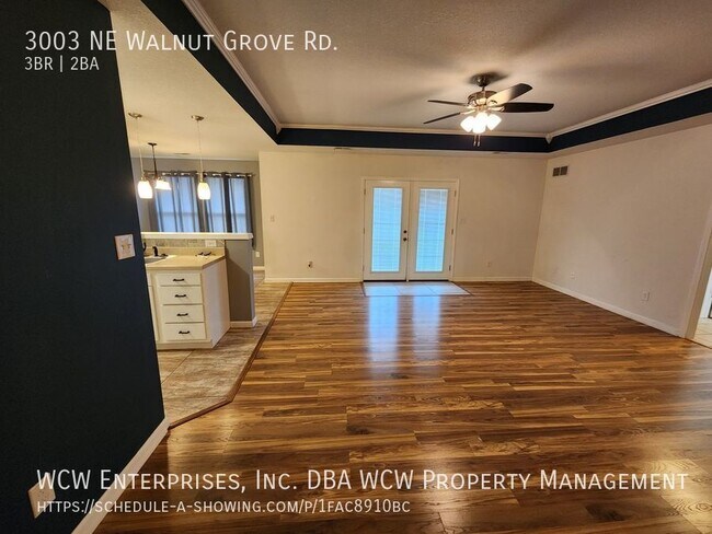 Foto del edificio - 3003 NE Walnut Grv Rd
