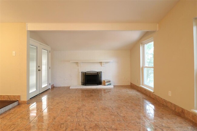Building Photo - 15526 Camino Del Sol Dr