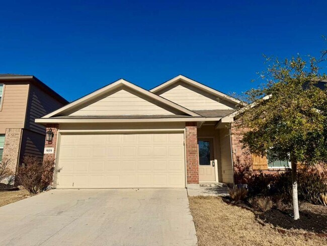 Foto del edificio - Single-Story Rental in Redbird Ranch with Open Layout & Private Yard