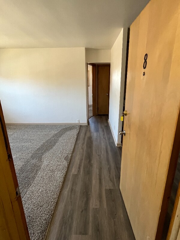 Building Photo - 3157 S 47th St