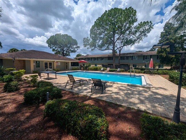 Foto del edificio - 228 Thorntree Pl