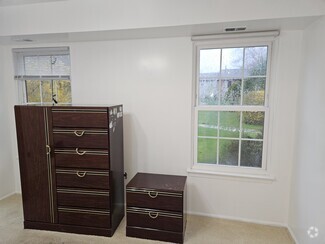 Building Photo - 57A W Bluebell Ln