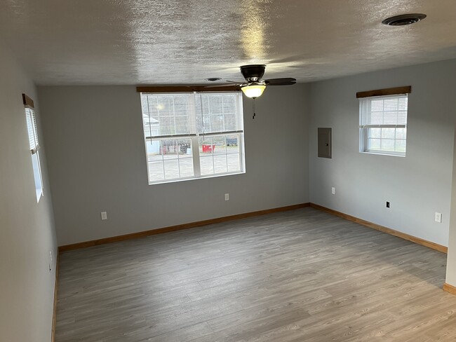 Building Photo - 5 Delray Ave
