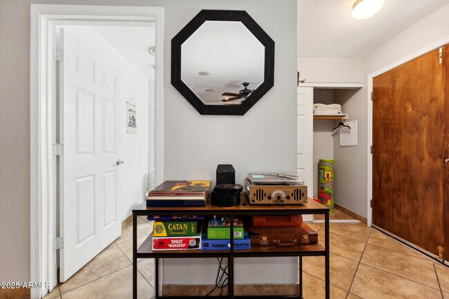 Foto del edificio - 4251 N Miller Rd