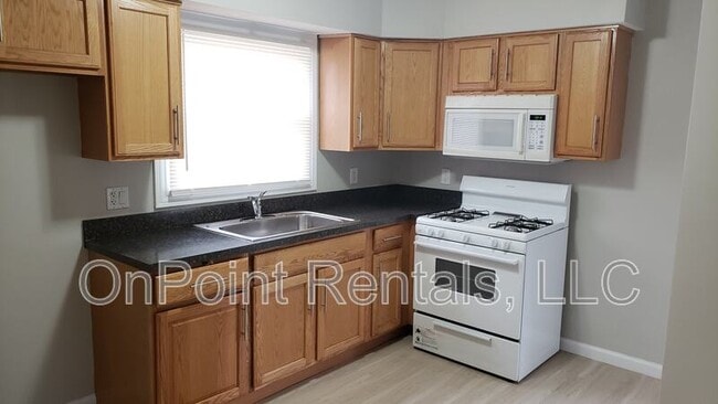 Building Photo - 34224 Stellwagen St