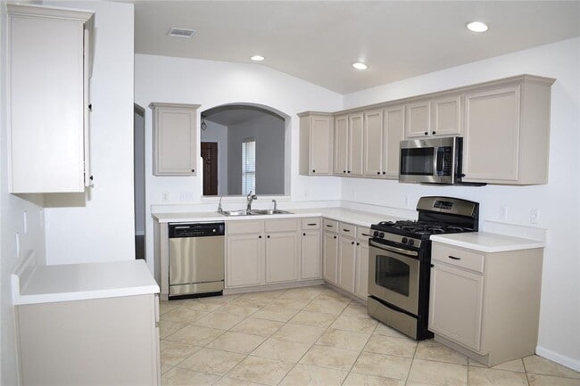 Building Photo - 3209 Port Anne Way