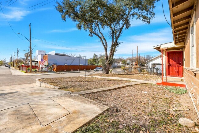 Foto del edificio - 512 S Monumental St