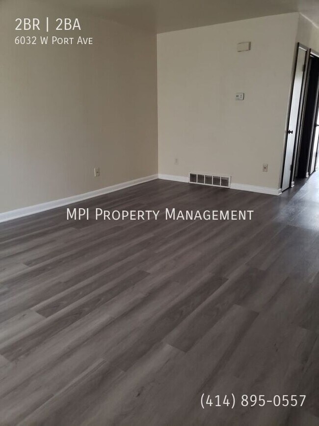 Foto del edificio - 6032 W Port Ave